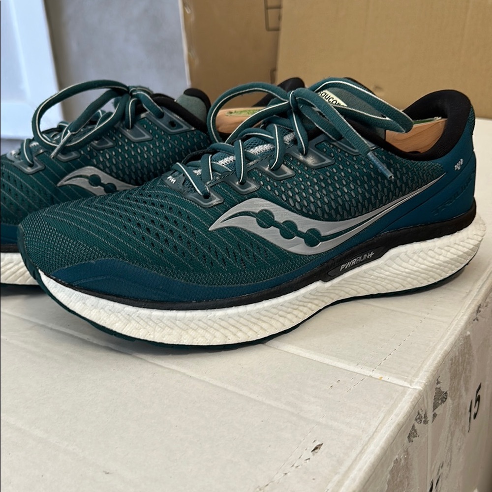 Saucony Green Running Shoes